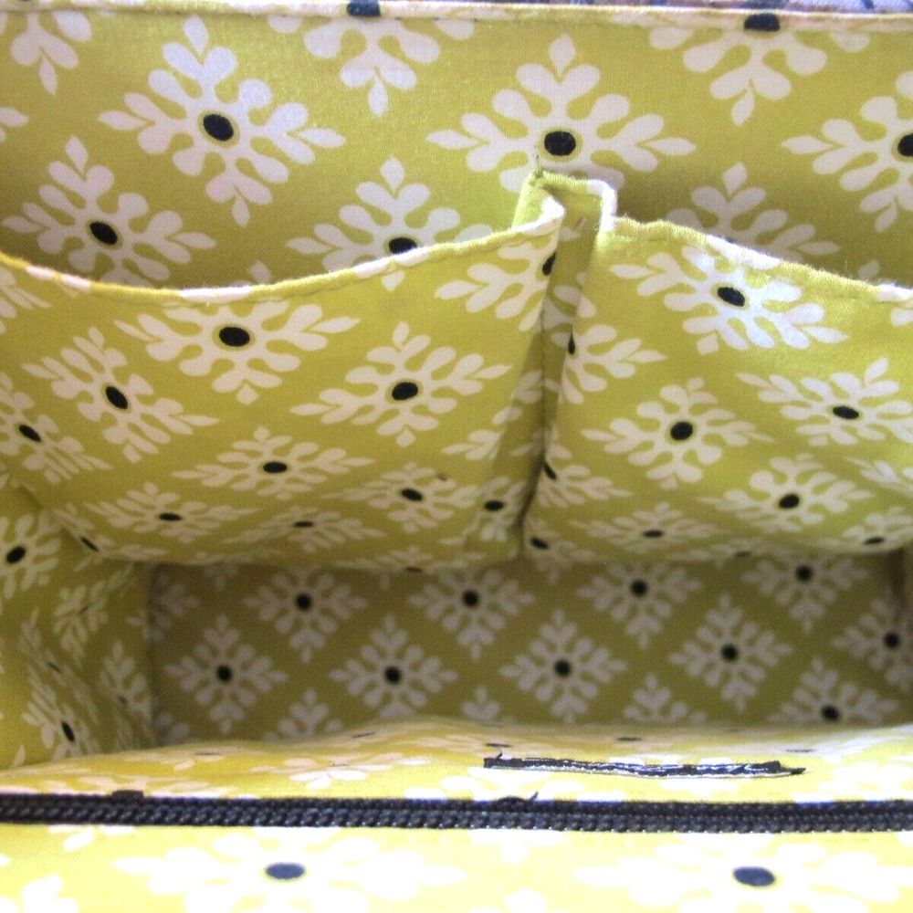 Vera Bradley Quilted Handbag Purse Black Yellow‎ Medium Size - Picture 11 of 13